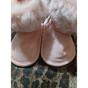 First Steps New Born O-3 M Pink Baby Booties Faux Fur easy closure sparkle